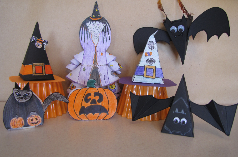Hallowe'en Crafts - A Hat, A Cat, A Bat, A Pumpkin & Zelda the Witch (plus 3 cards)